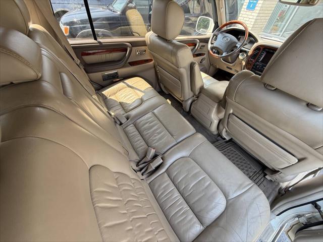used 2002 Lexus LX 470 car, priced at $21,900