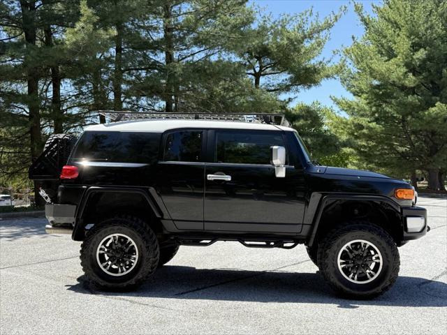 used 2007 Toyota FJ Cruiser car, priced at $20,000
