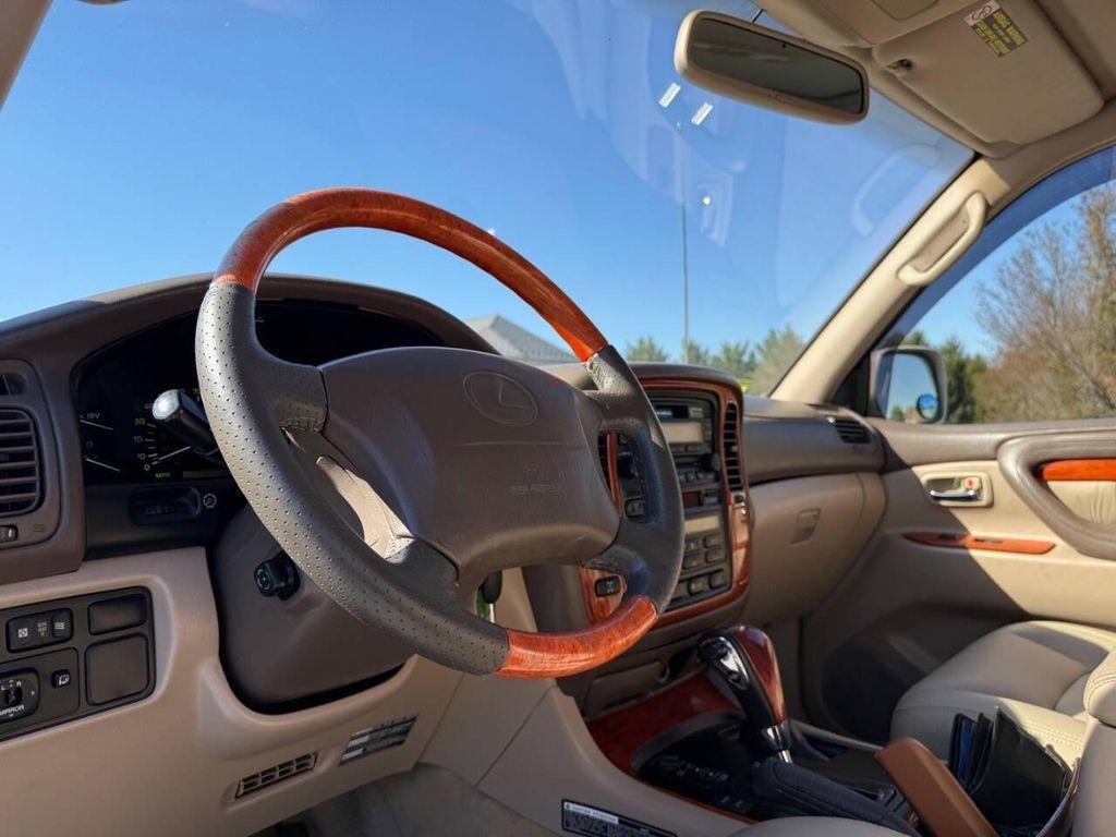 used 2000 Lexus LX 470 car, priced at $14,995