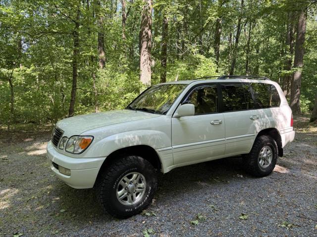 used 2000 Lexus LX 470 car