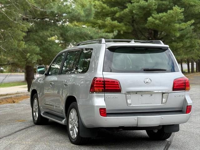 used 2008 Lexus LX 570 car, priced at $19,500