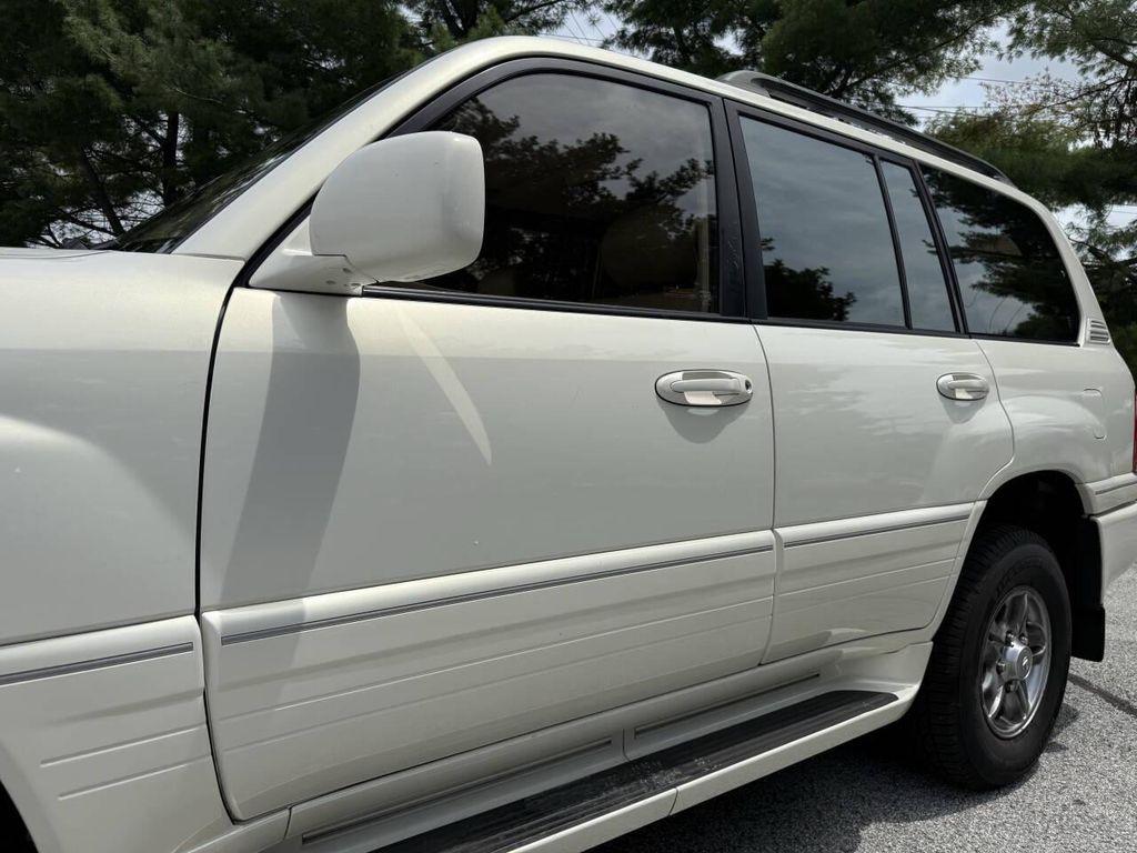 used 2001 Lexus LX 470 car