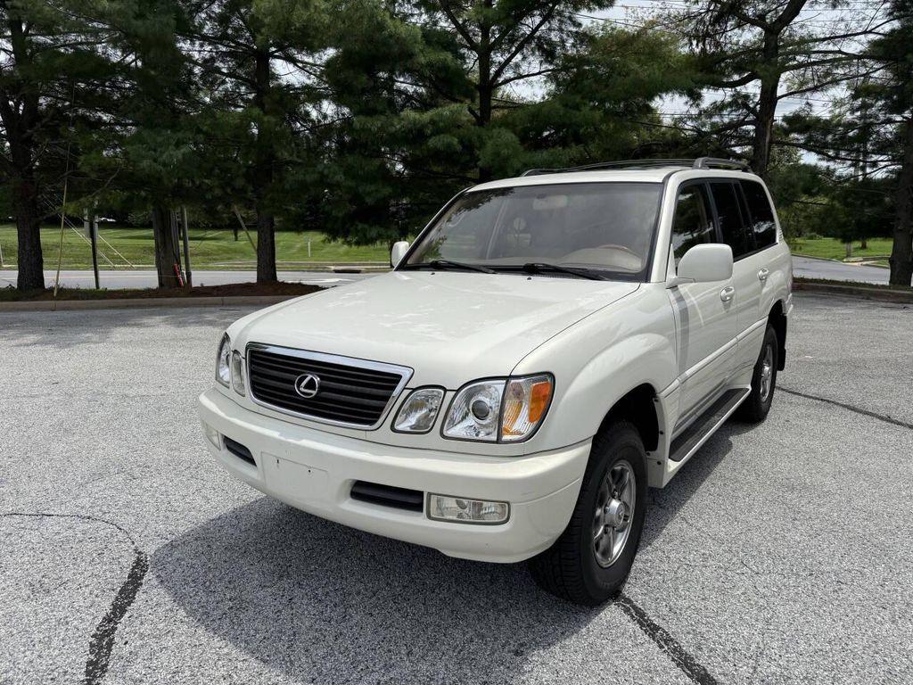 used 2001 Lexus LX 470 car