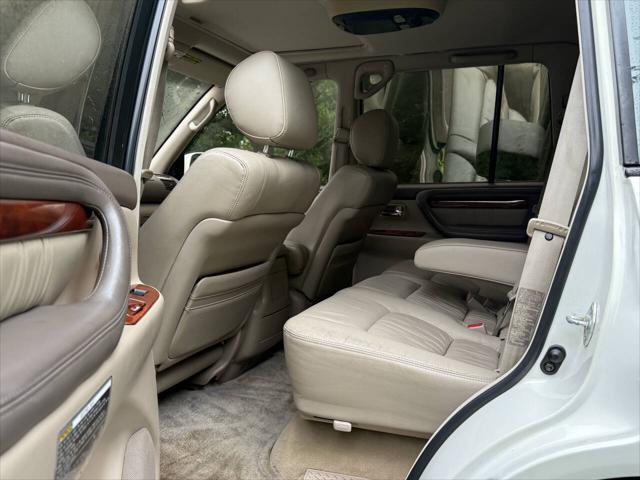 used 2001 Lexus LX 470 car, priced at $17,990
