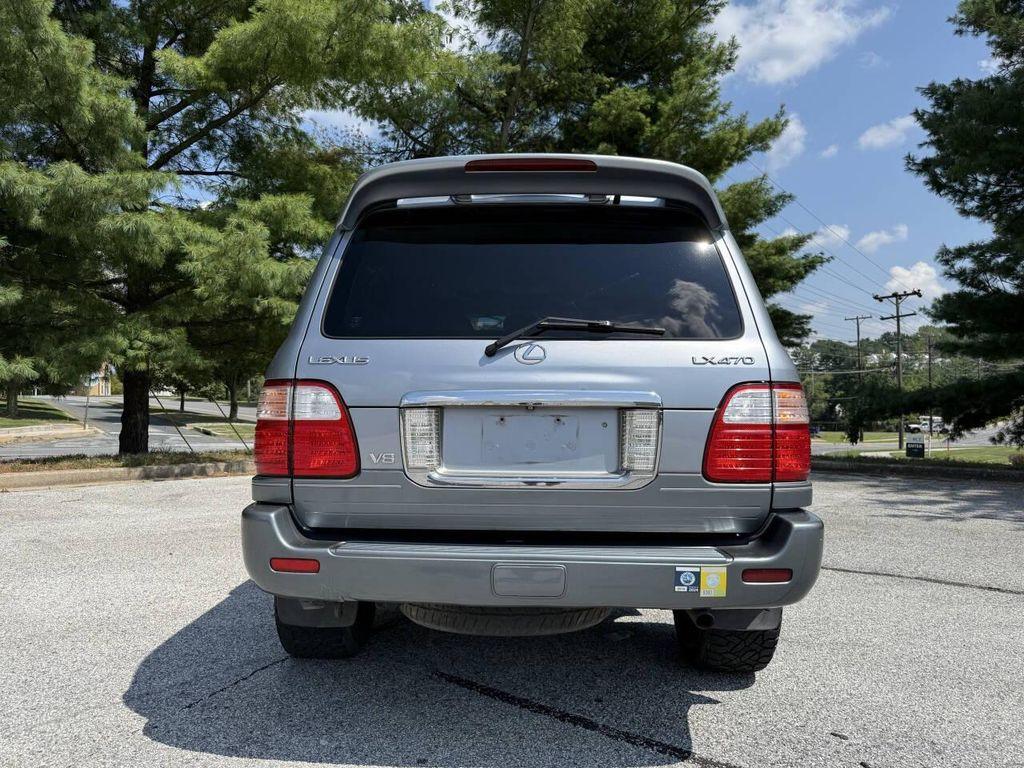 used 2005 Lexus LX 470 car