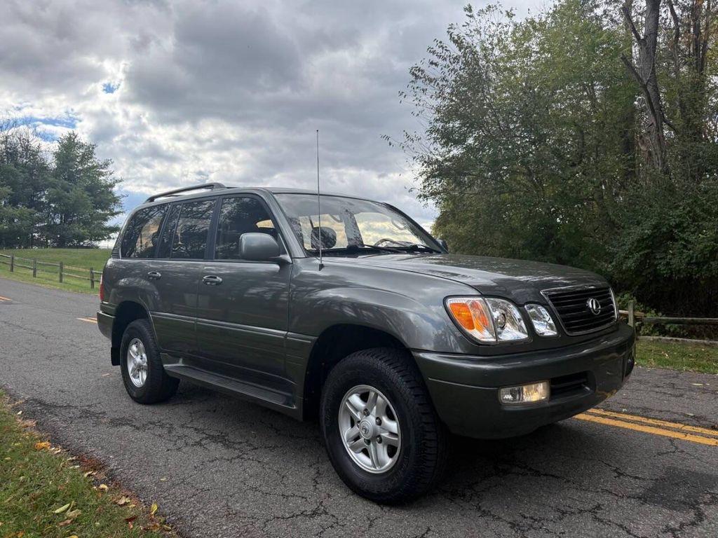 used 2000 Lexus LX 470 car