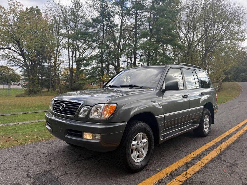 used 2000 Lexus LX 470 car