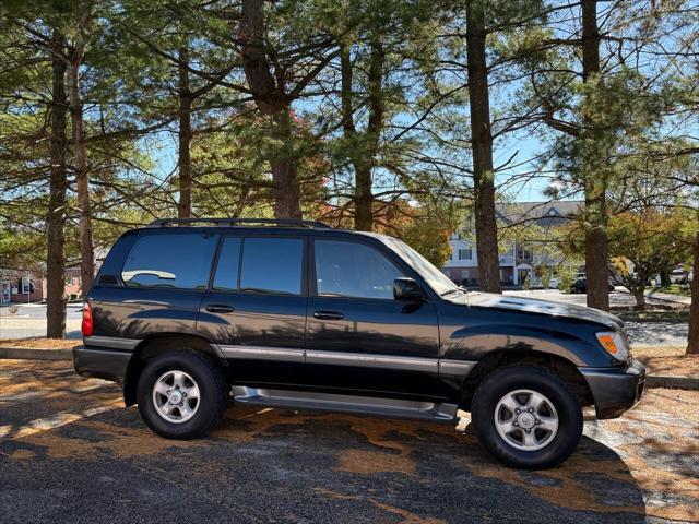 used 2000 Toyota Land Cruiser car