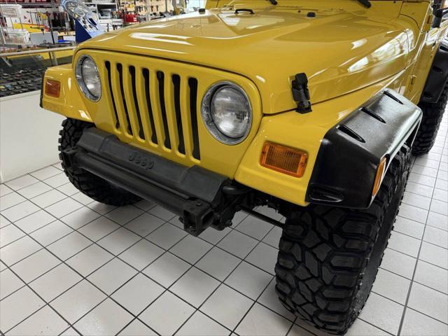 used 2000 Jeep Wrangler car, priced at $15,000
