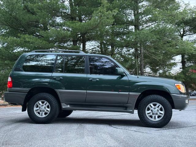 used 2000 Lexus LX 470 car