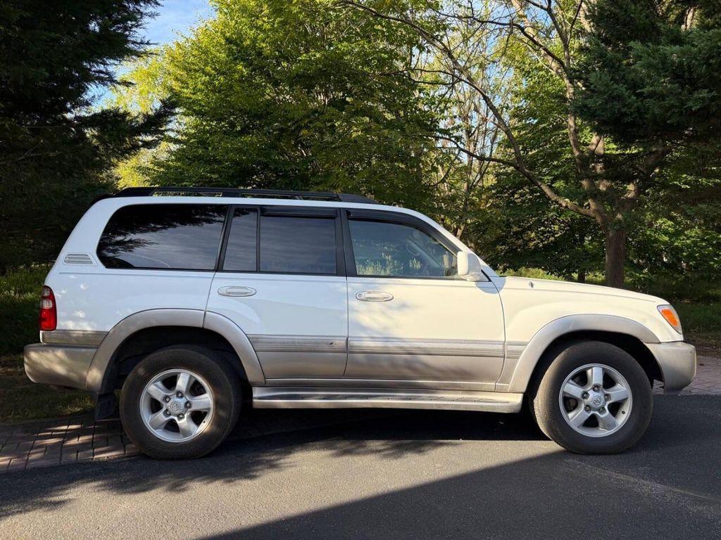 used 2004 Toyota Land Cruiser car