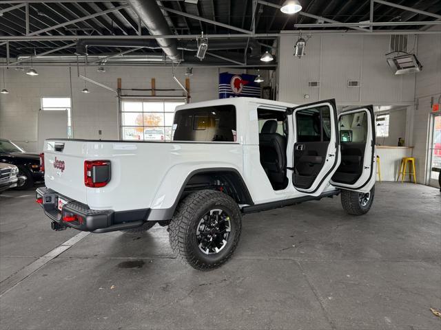 new 2025 Jeep Gladiator car, priced at $58,778