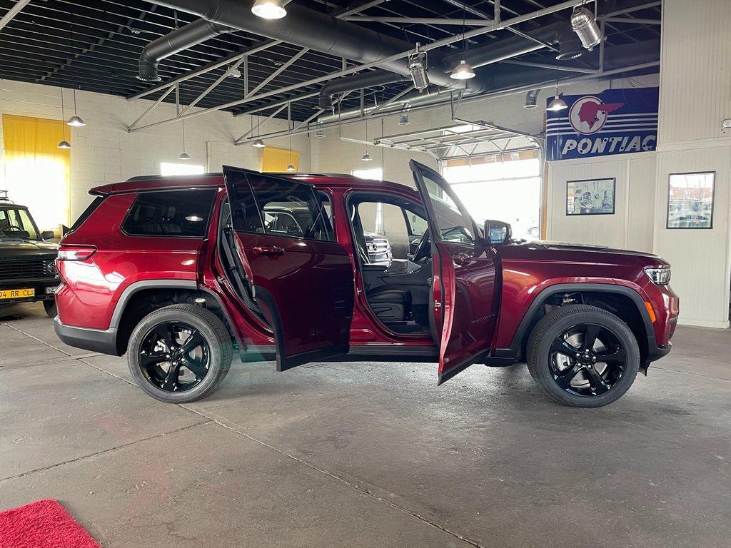 new 2024 Jeep Grand Cherokee L car, priced at $39,887