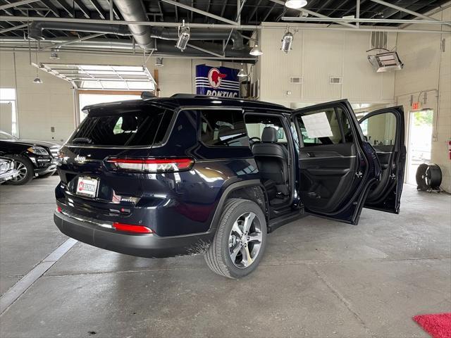 new 2024 Jeep Grand Cherokee L car, priced at $42,778