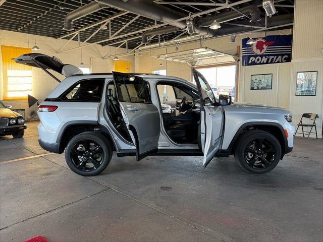 used 2023 Jeep Grand Cherokee car, priced at $35,985