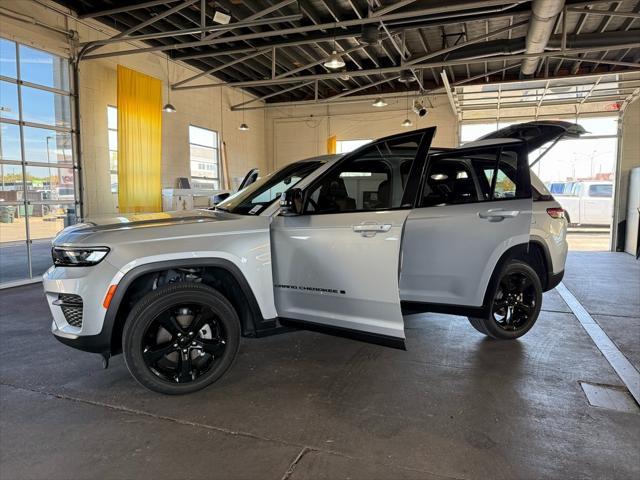 used 2023 Jeep Grand Cherokee car, priced at $35,985