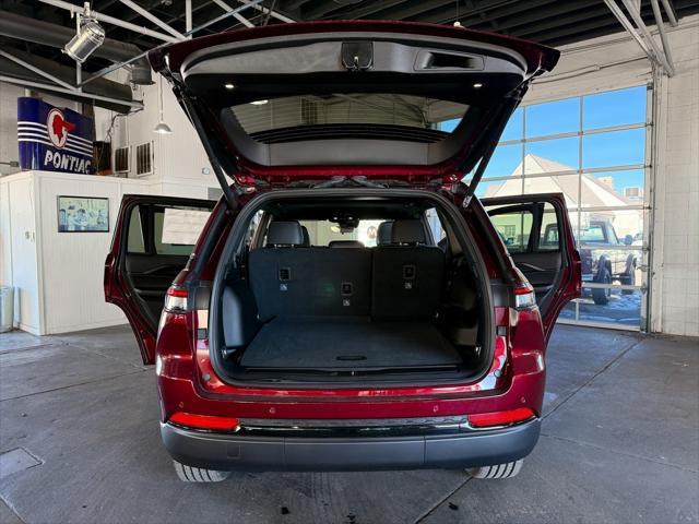 new 2025 Jeep Grand Cherokee car, priced at $40,338