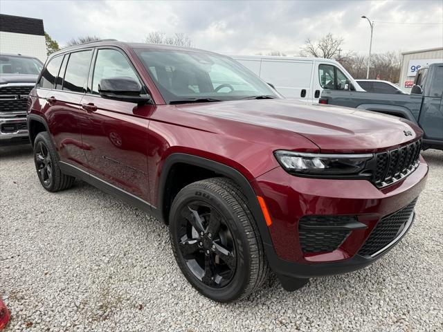 new 2025 Jeep Grand Cherokee car, priced at $41,338