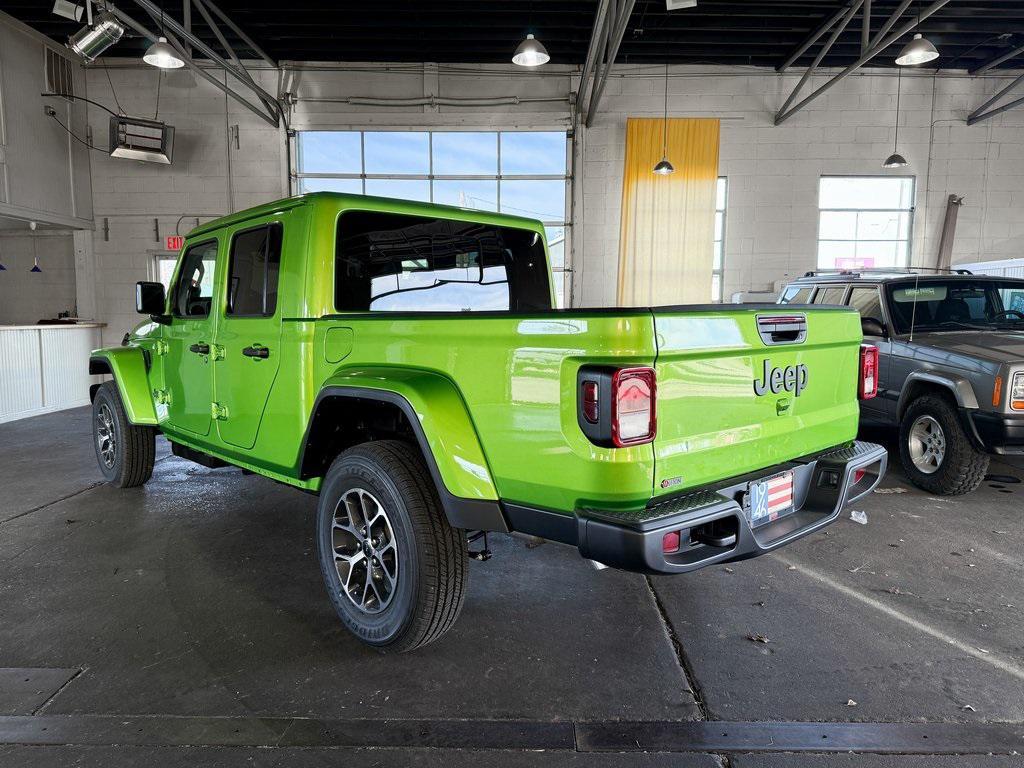 new 2026 Jeep Gladiator car, priced at $47,886