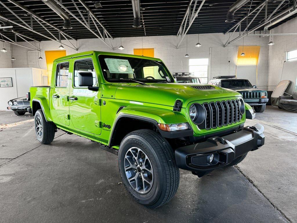 new 2026 Jeep Gladiator car, priced at $47,886