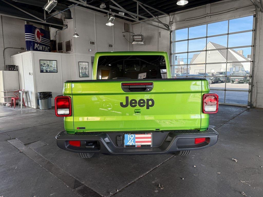 new 2026 Jeep Gladiator car, priced at $47,886