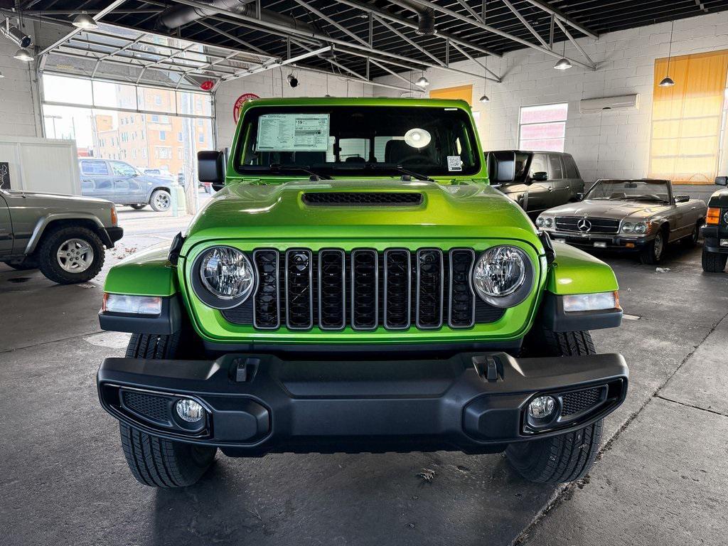 new 2026 Jeep Gladiator car, priced at $47,886