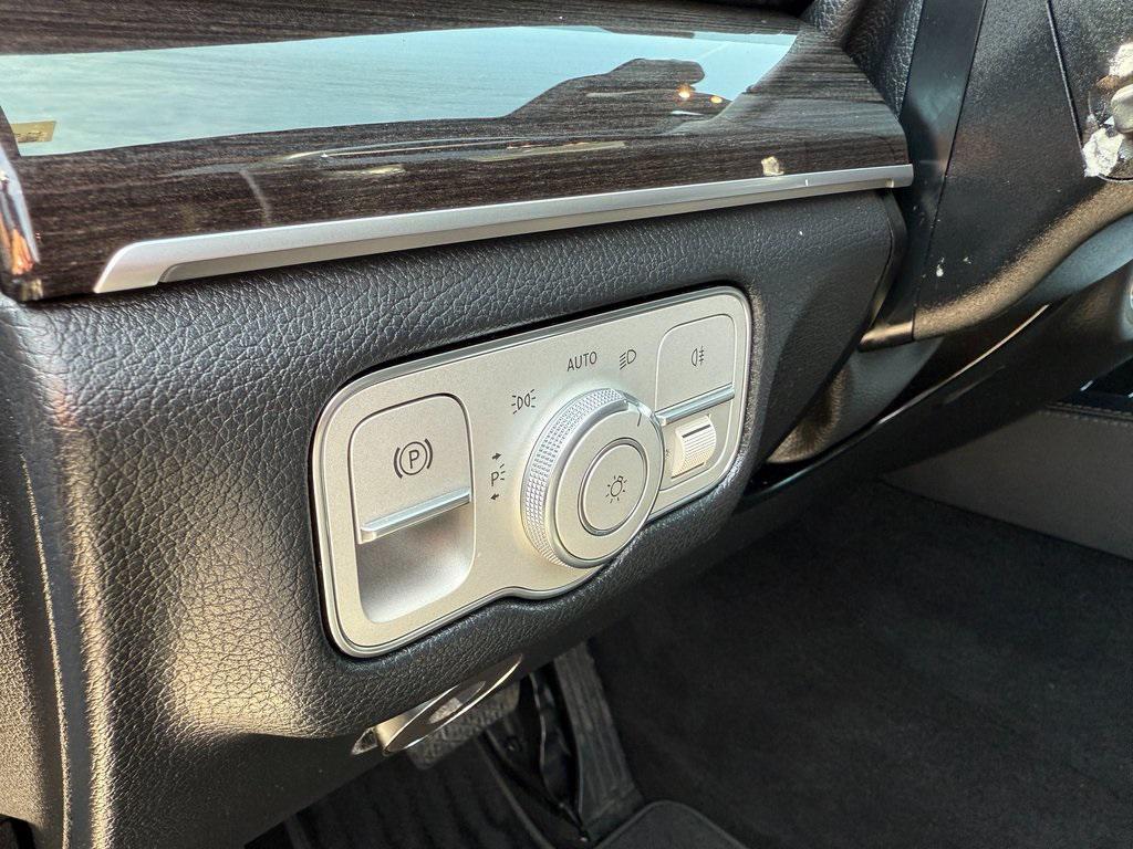 used 2020 Mercedes-Benz GLE 350 car, priced at $25,646