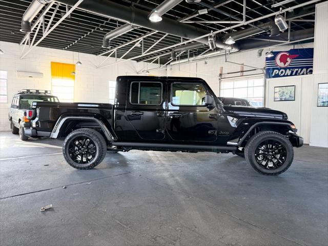 new 2025 Jeep Gladiator car, priced at $39,667