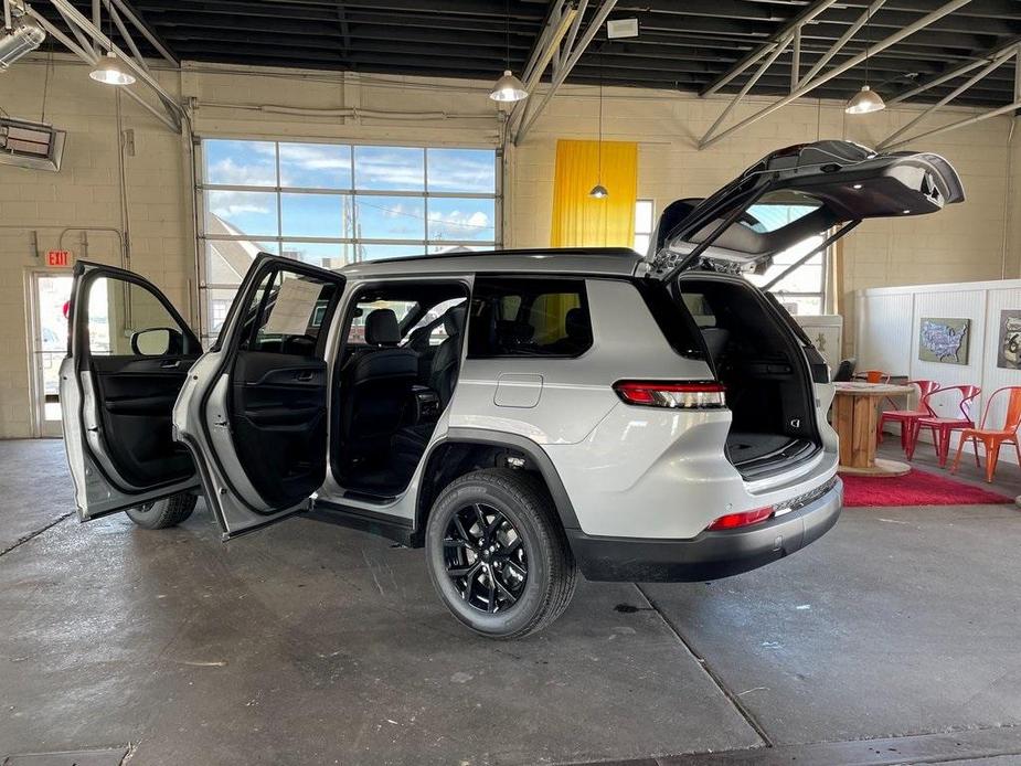 new 2024 Jeep Grand Cherokee L car, priced at $41,778