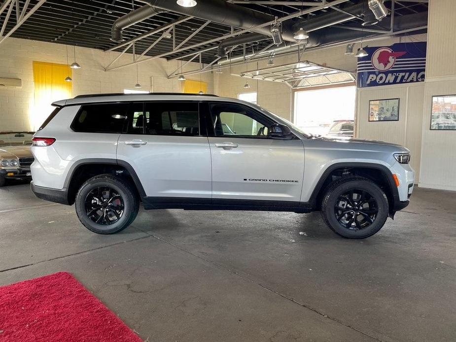 new 2024 Jeep Grand Cherokee L car, priced at $41,778