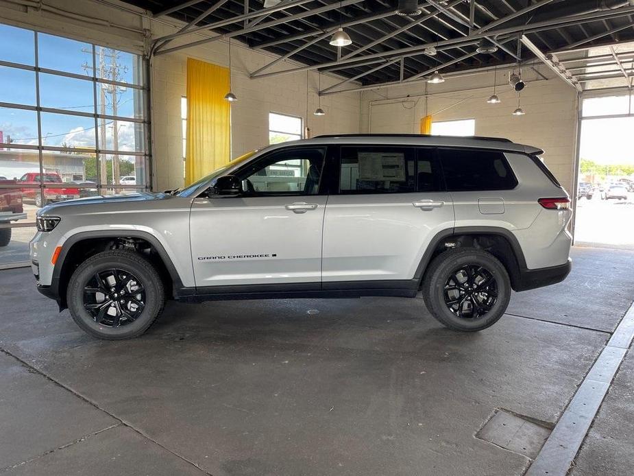 new 2024 Jeep Grand Cherokee L car, priced at $41,778