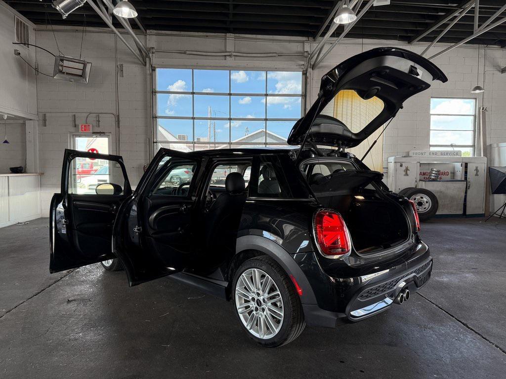 used 2024 MINI Hardtop car, priced at $22,946