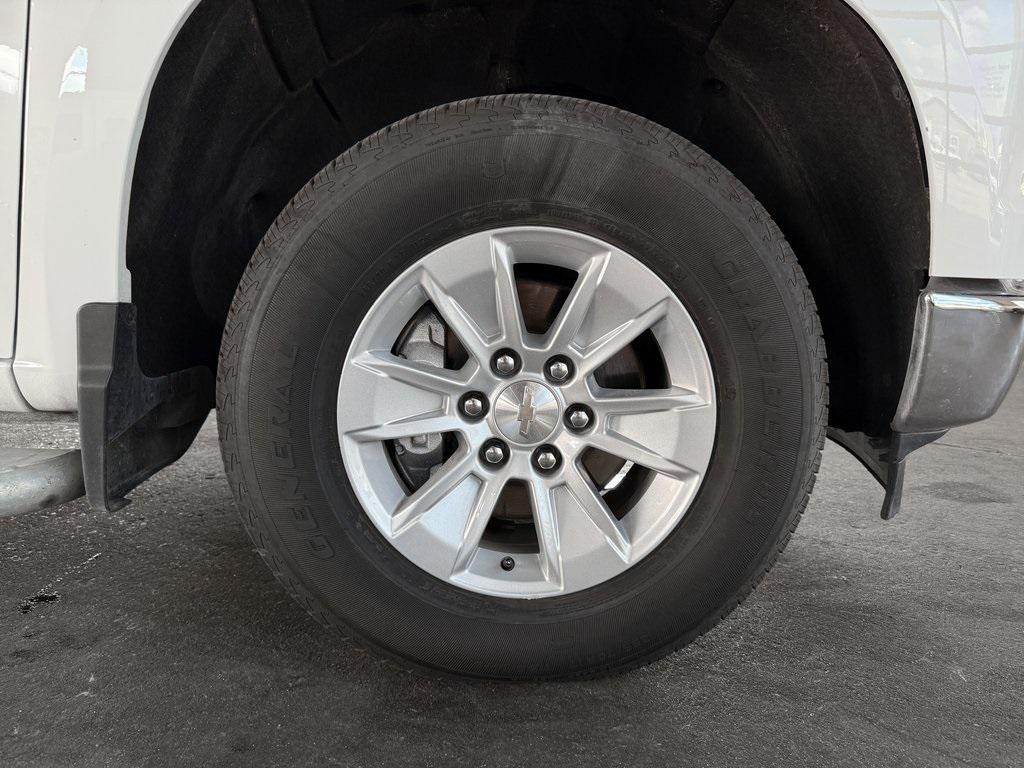 used 2024 Chevrolet Silverado 1500 car, priced at $29,746