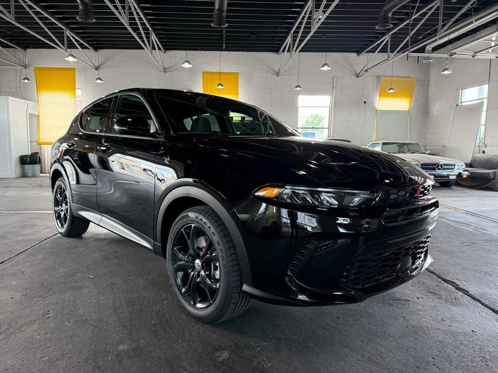 new 2025 Dodge Hornet car, priced at $27,887