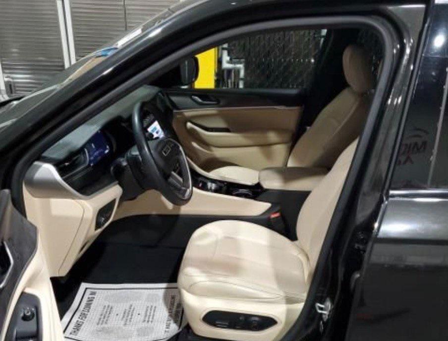 used 2023 Jeep Grand Cherokee L car, priced at $25,946