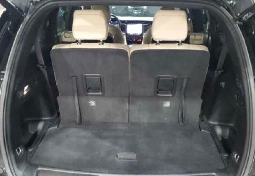 used 2023 Jeep Grand Cherokee L car, priced at $25,946