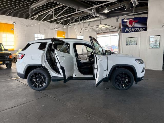 new 2025 Jeep Compass car, priced at $25,999