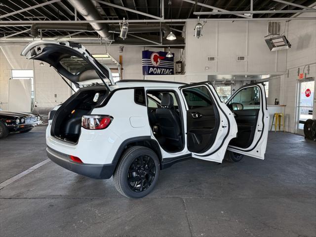 new 2025 Jeep Compass car, priced at $25,999