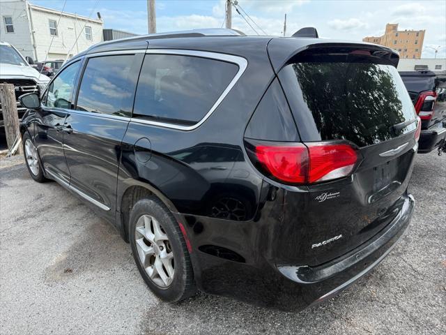 used 2018 Chrysler Pacifica car, priced at $12,900