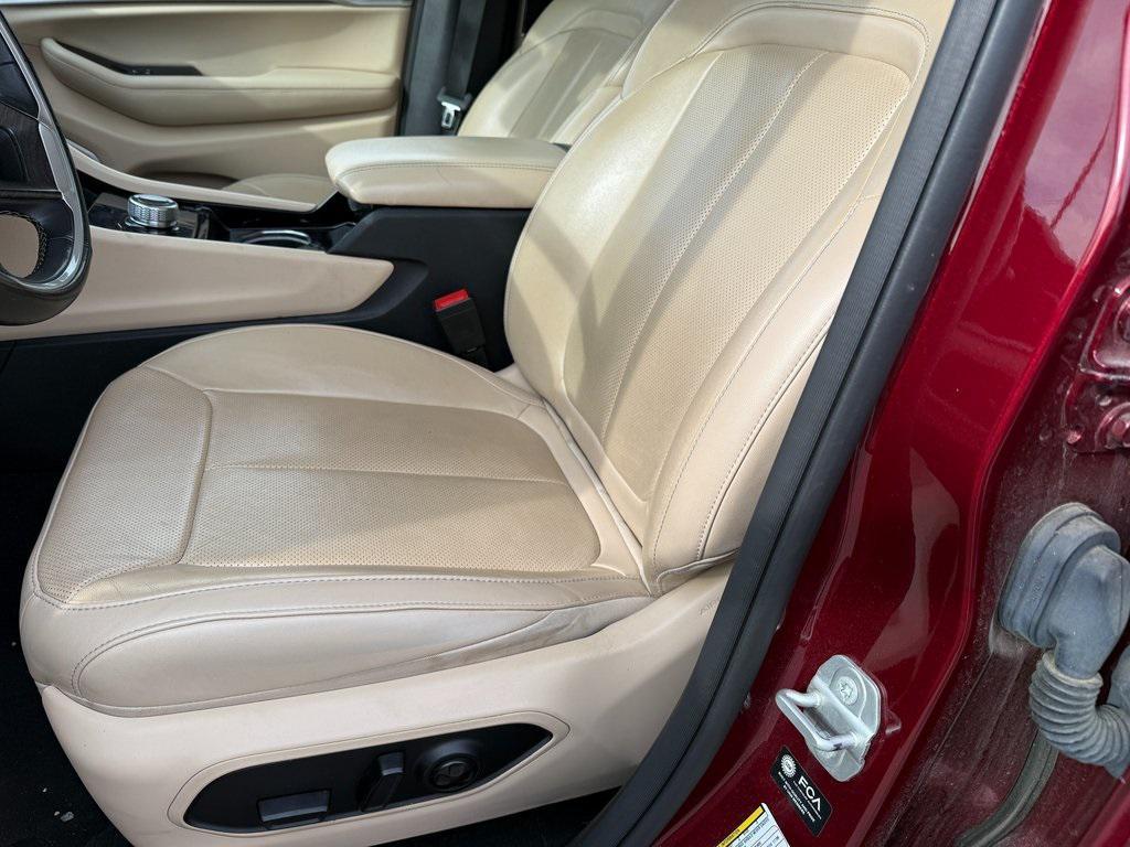 used 2022 Jeep Grand Cherokee car, priced at $22,500