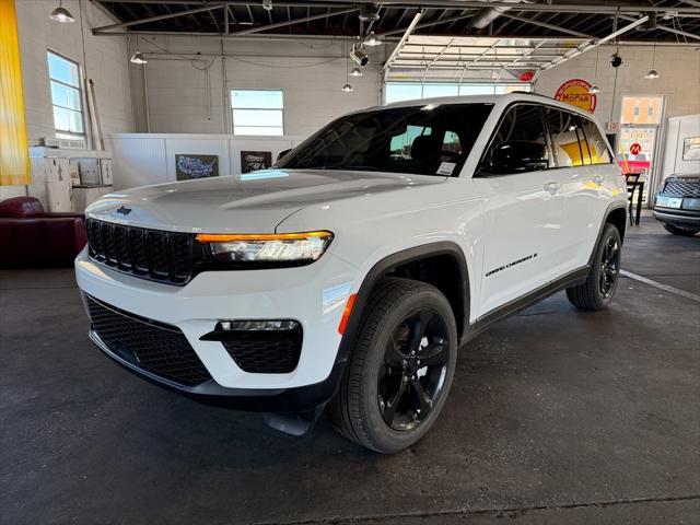 new 2024 Jeep Grand Cherokee car, priced at $43,667