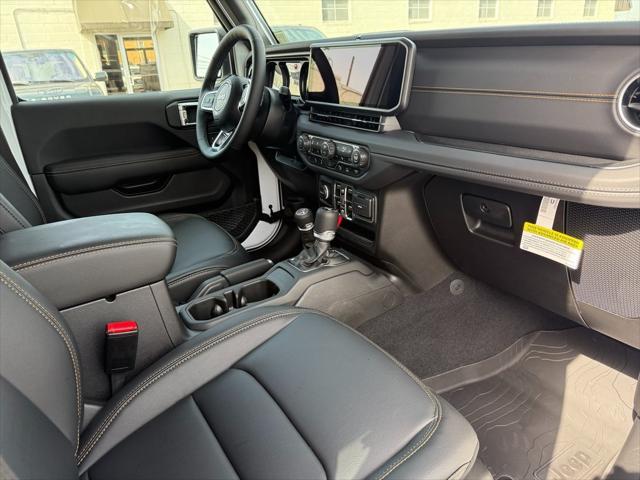 new 2025 Jeep Wrangler car, priced at $53,887