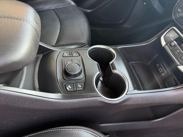 used 2024 GMC Terrain car, priced at $22,946