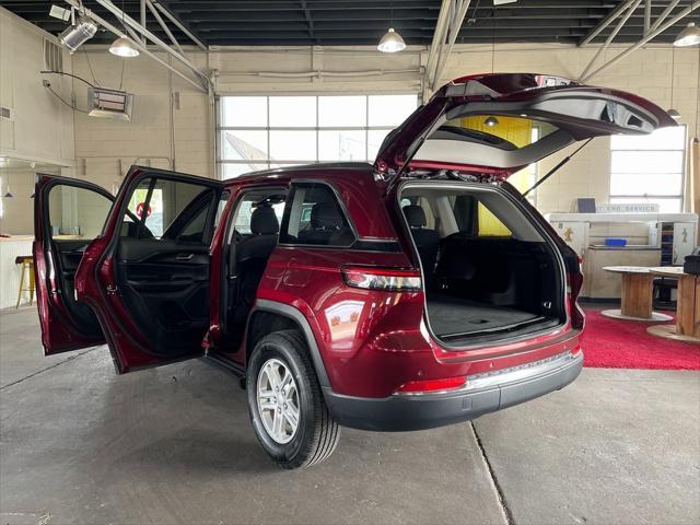 used 2023 Jeep Grand Cherokee car, priced at $28,407