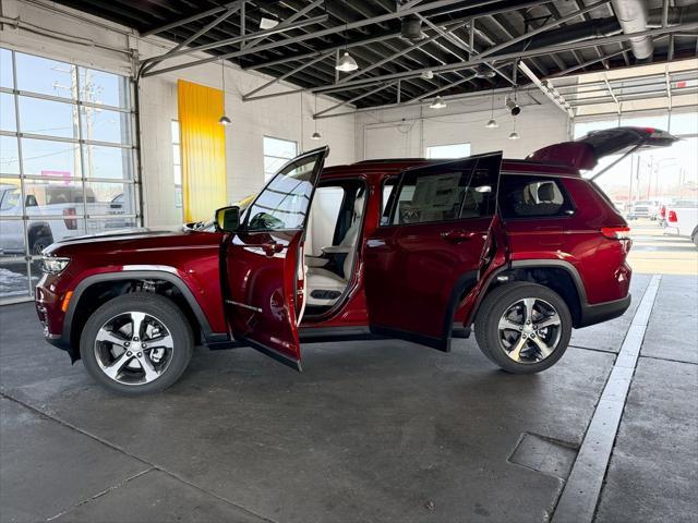 new 2025 Jeep Grand Cherokee L car, priced at $51,488