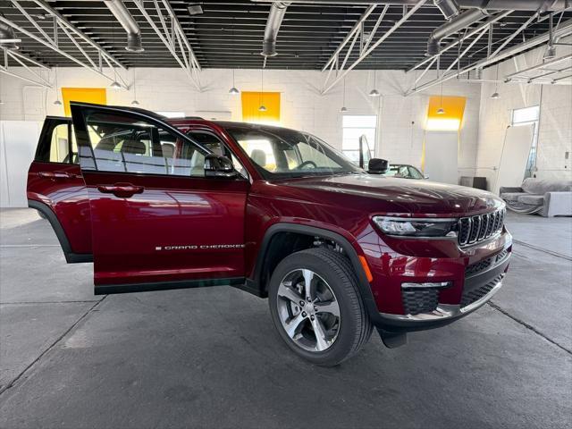 new 2025 Jeep Grand Cherokee L car, priced at $51,488