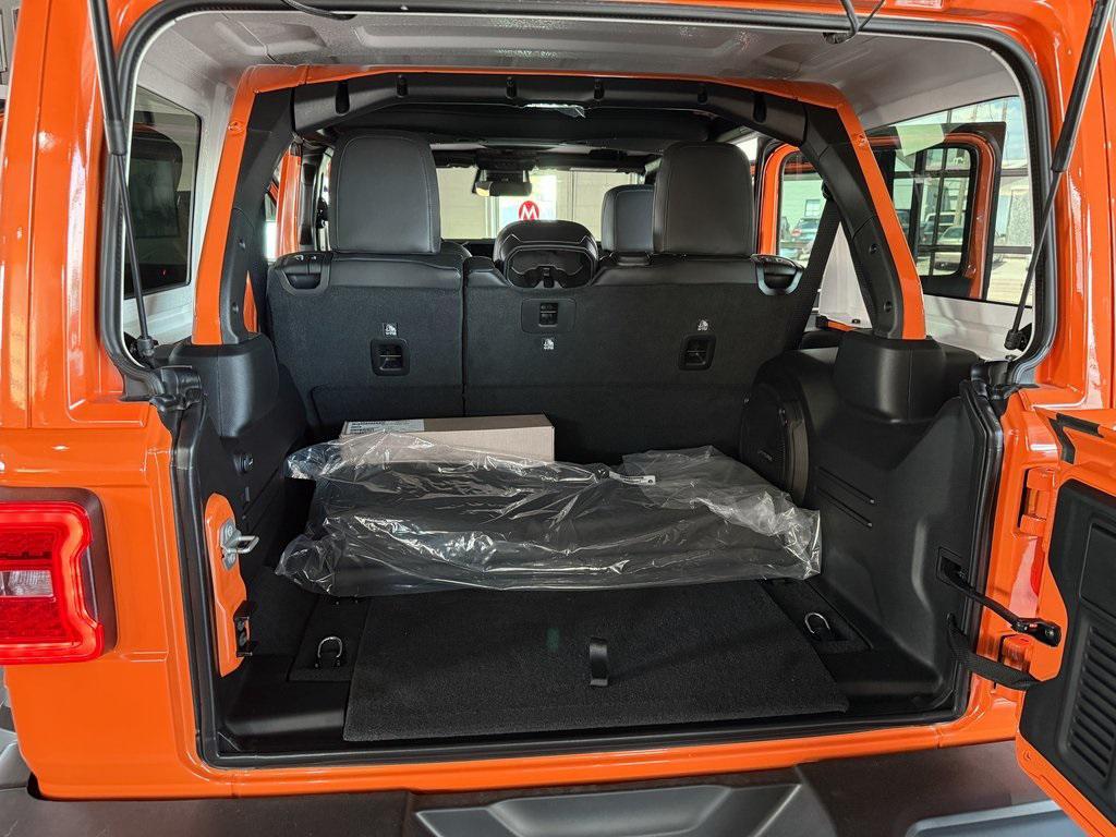 new 2025 Jeep Wrangler car, priced at $52,997