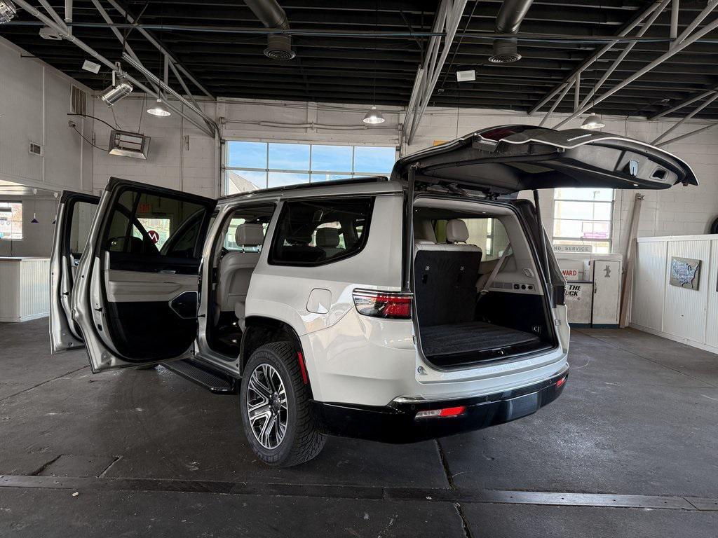 used 2023 Jeep Wagoneer car, priced at $44,746