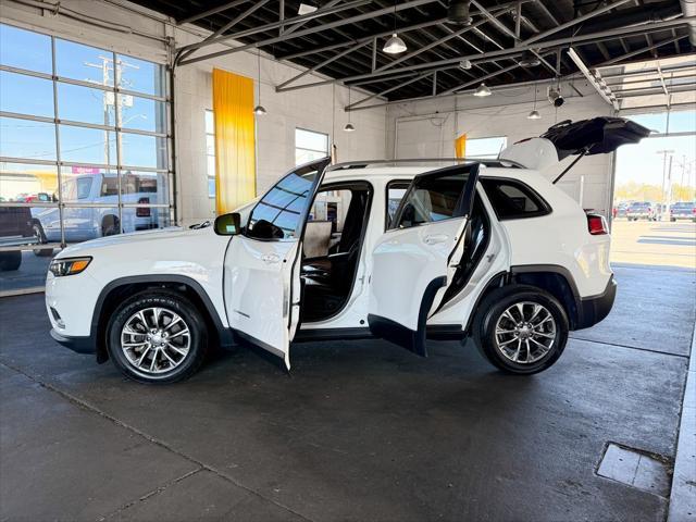 used 2019 Jeep Cherokee car, priced at $16,993