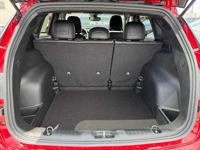 new 2025 Jeep Compass car, priced at $29,387